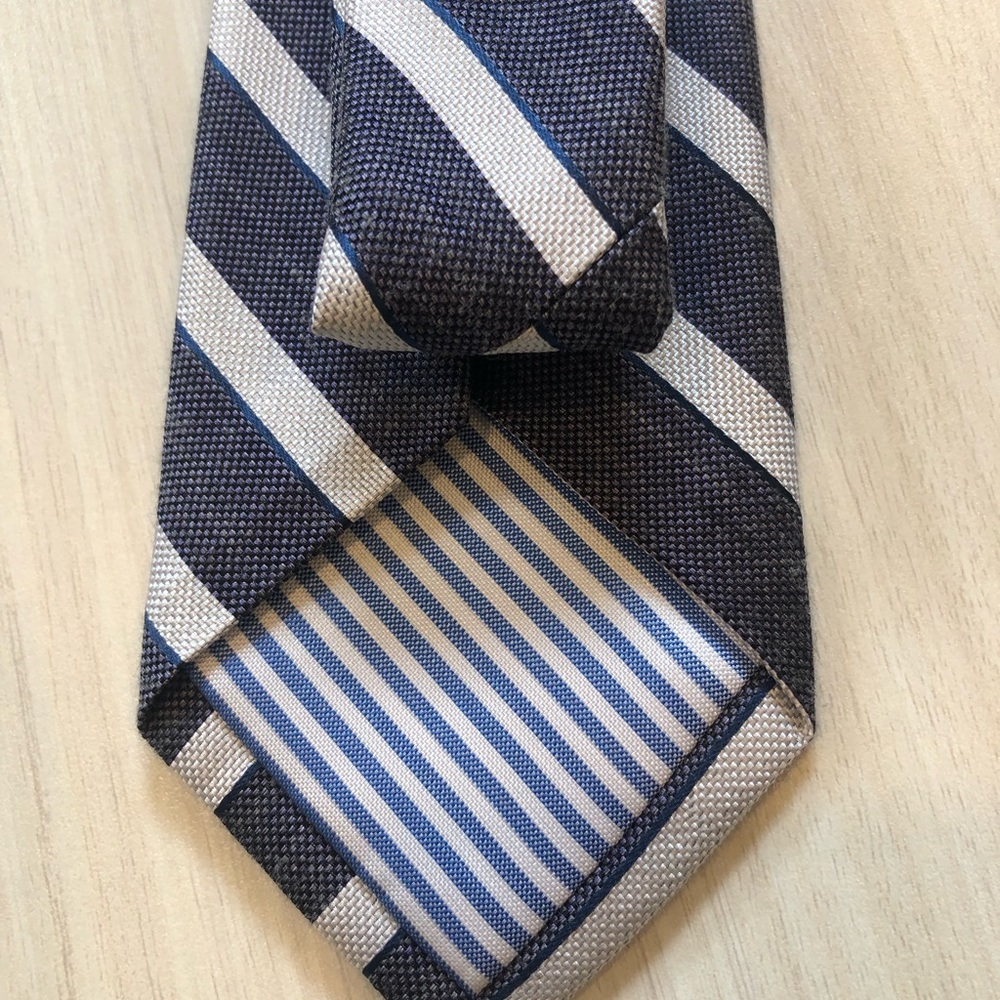 NWOT Crown & Ivy Tie